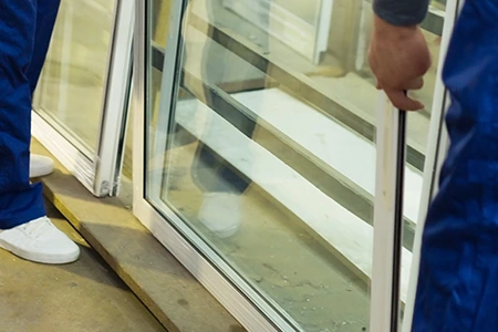 Commercial Glass Repair Technician in Coral Terrace, FL